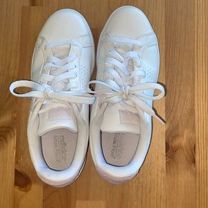 Adidas Advantage Shoe Size 7.5 Women’s